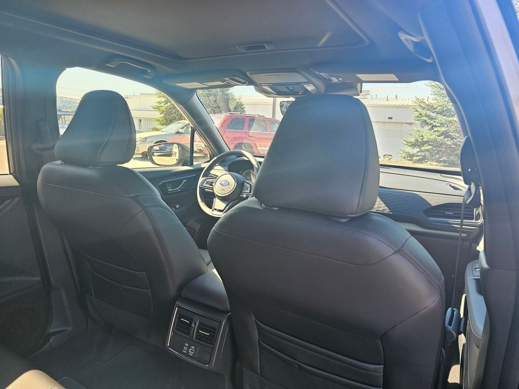 2025 Subaru Forester Limited - Photo 12