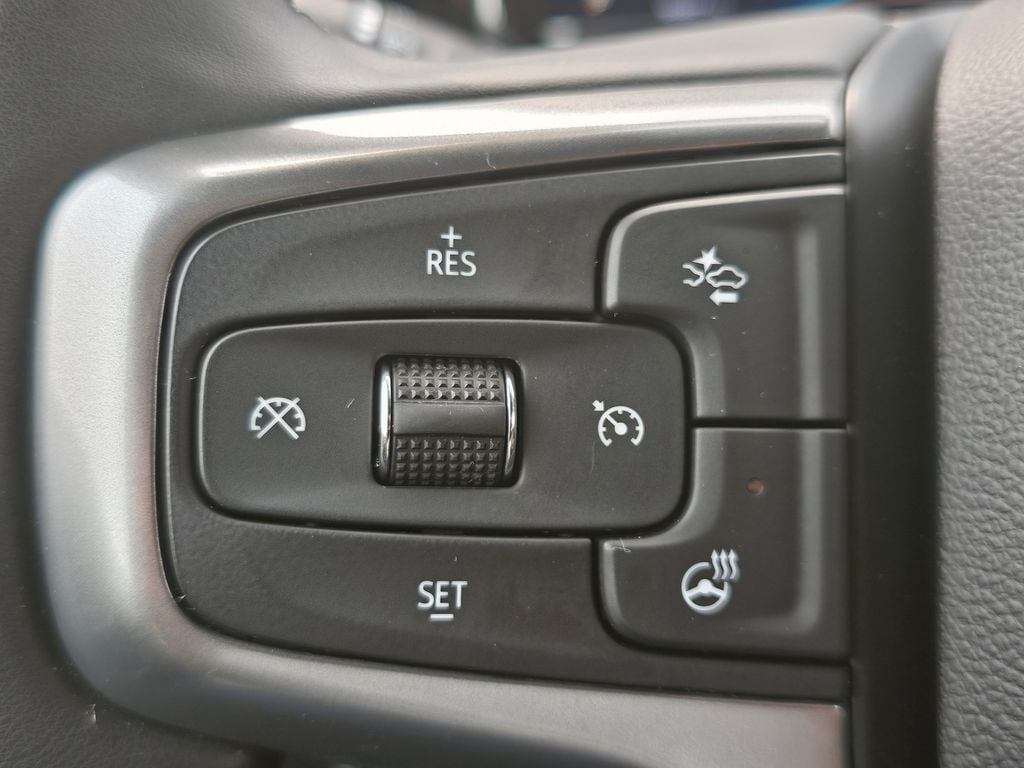 2025 Chevrolet Silverado 1500 LT - Photo 36