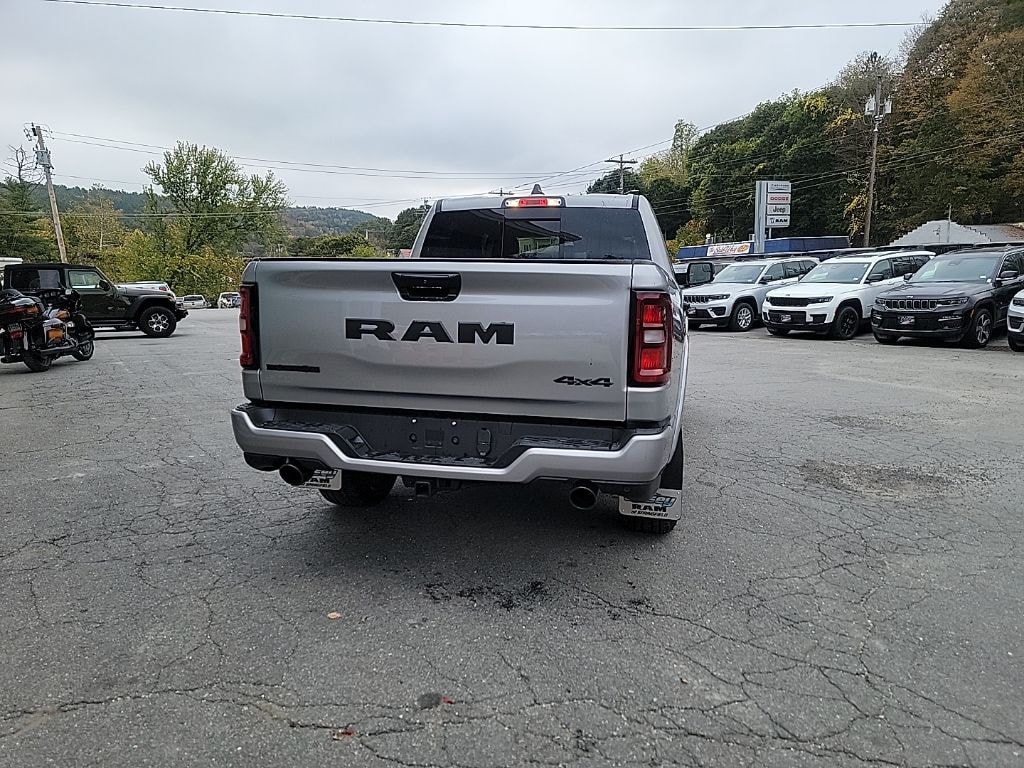 New 2026 Ram 1500 BIG HORN CREW CAB 4X4 5'7 BOX Pickup