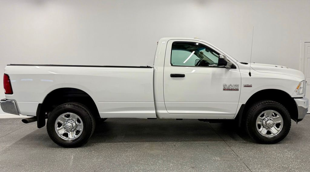 2018 Ram 3500 Tradesman photo 2