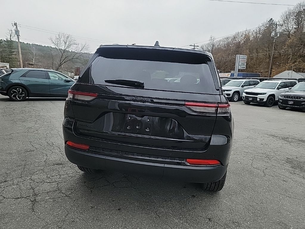 New 2025 Jeep Grand Cherokee LIMITED 4X4 Sport Utility