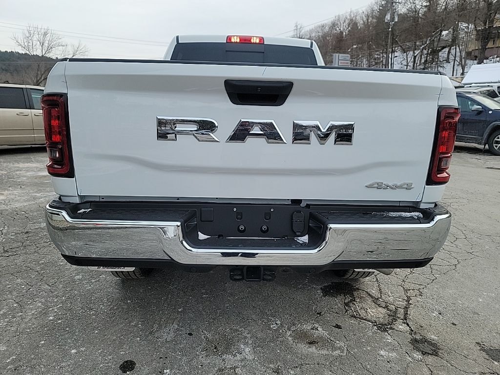 New 2026 Ram 2500 TRADESMAN CREW CAB 4X4 6'4 BOX Pickup