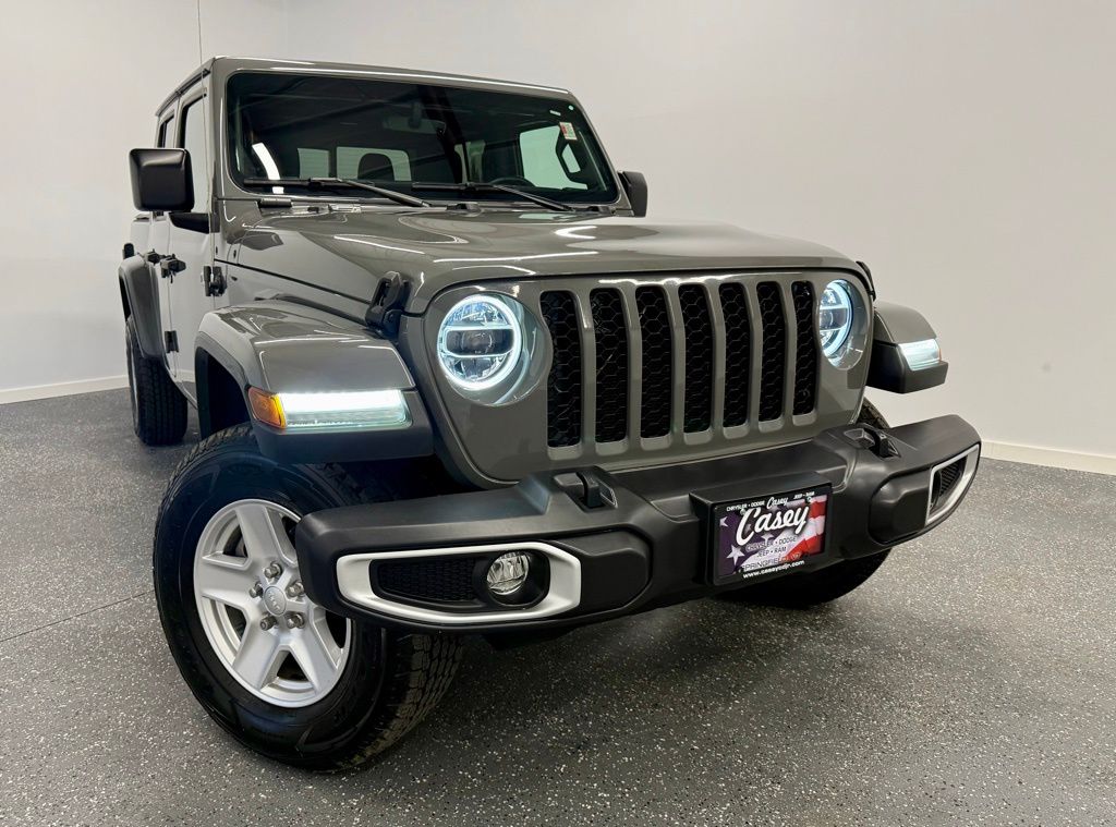 2021 Jeep Gladiator Sport photo 4