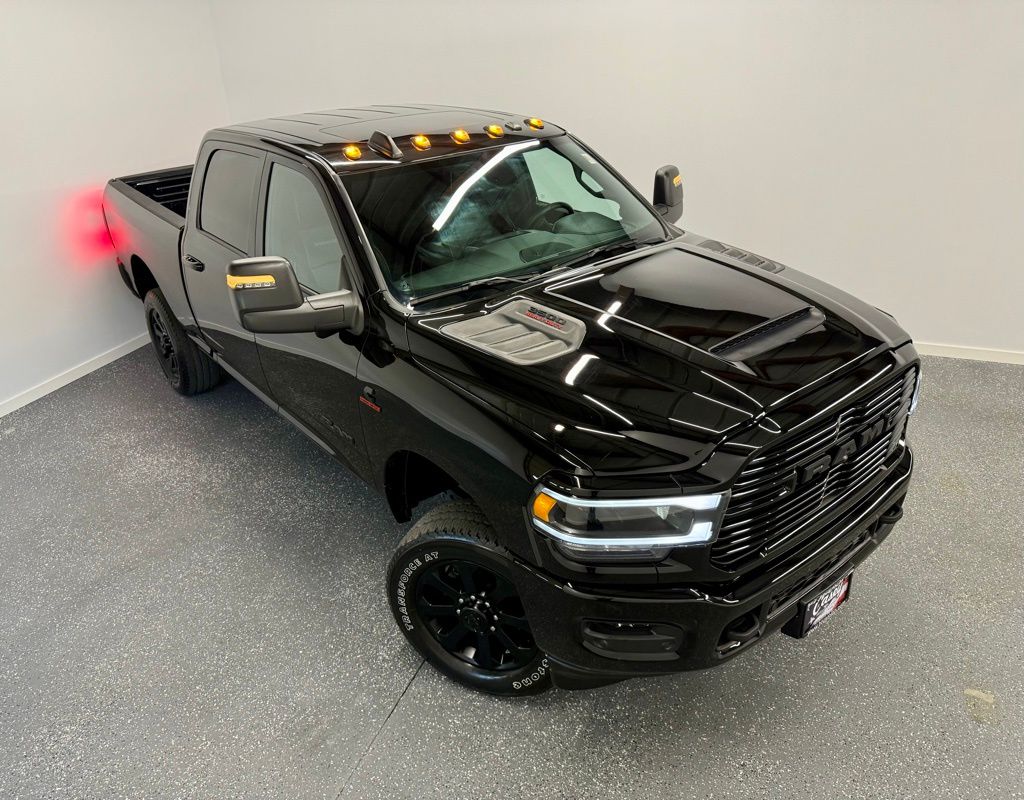 2024 Ram 3500 Laramie photo 3