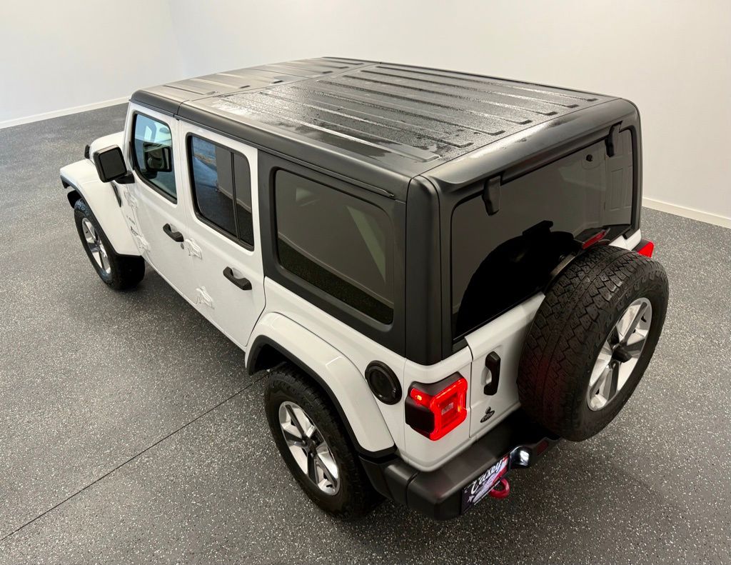 2018 Jeep Wrangler Unlimited Sahara photo 4