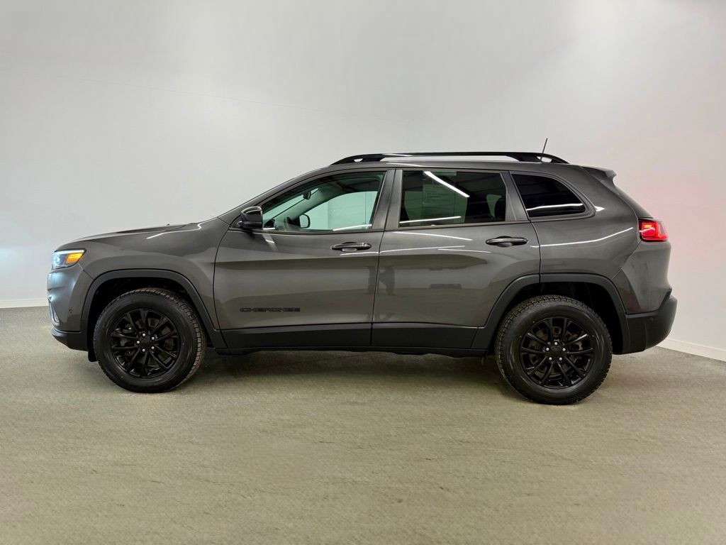 2023 Jeep Cherokee Altitude Lux