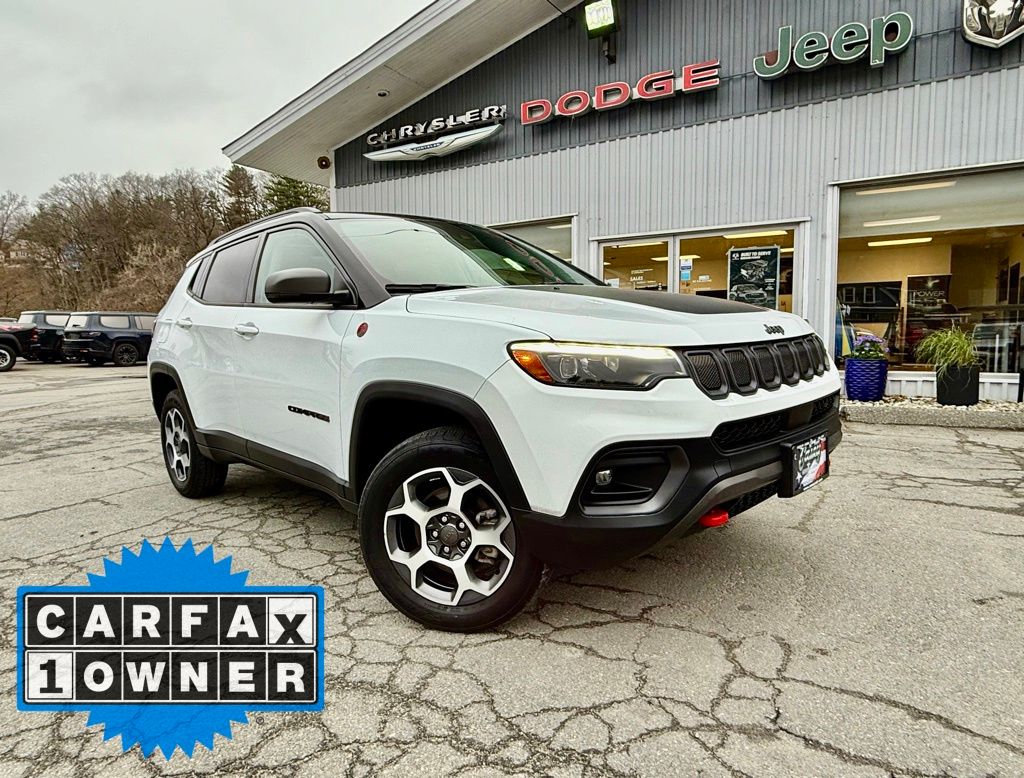 2022 Jeep Compass Trailhawk photo 3