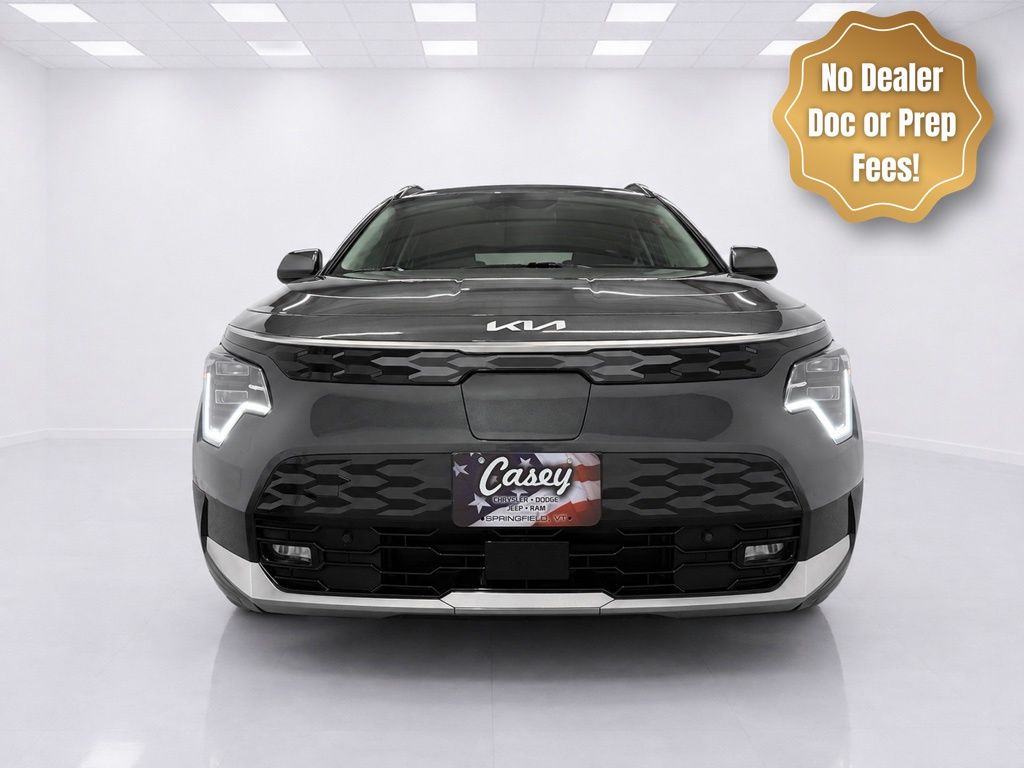 Used 2024 Kia Niro Wave with VIN KNDCT3L19R5117053 for sale in Springfield, VT