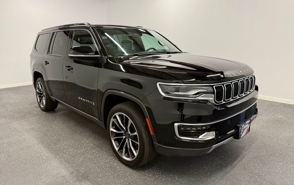 2022 Jeep Wagoneer Series III photo 3