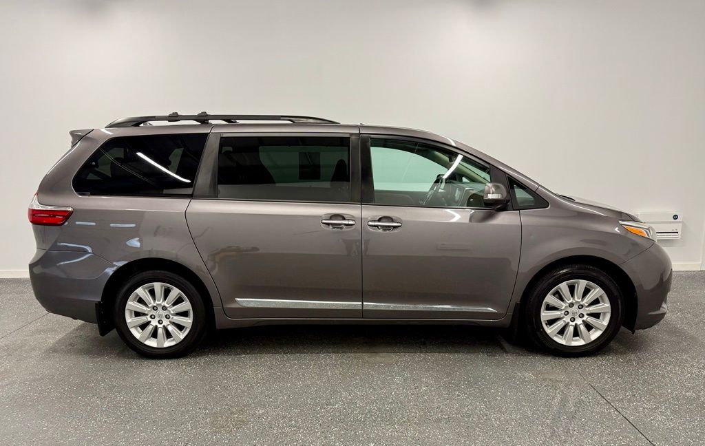 Used 2015 Toyota Sienna Limited with VIN 5TDDK3DC4FS113604 for sale in Springfield, VT