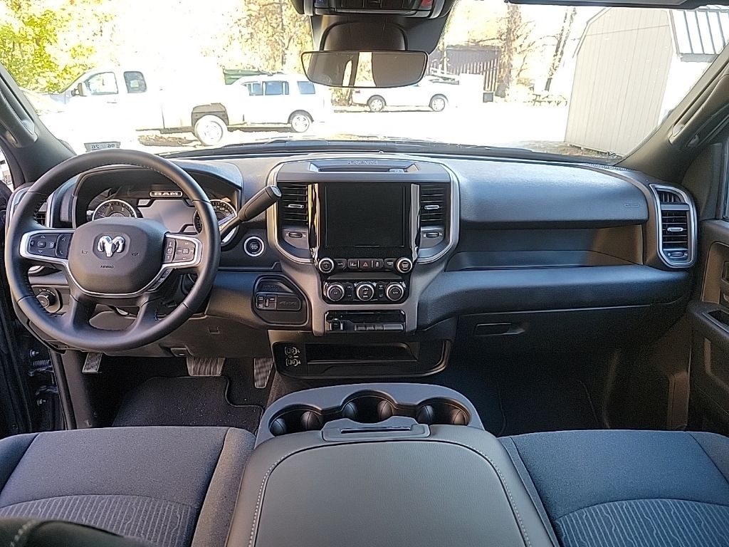 2024 RAM 2500 Tradesman - Photo 17