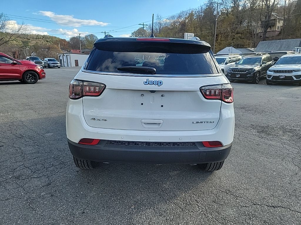 2026 Jeep Compass Limited photo 2