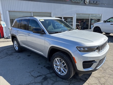 2025 Jeep Grand Cherokee LAREDO X 4X4 Sport Utility