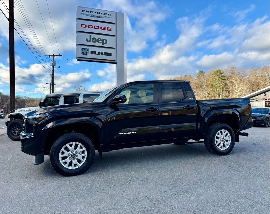 Used 2024 Toyota Tacoma Truck Double Cab