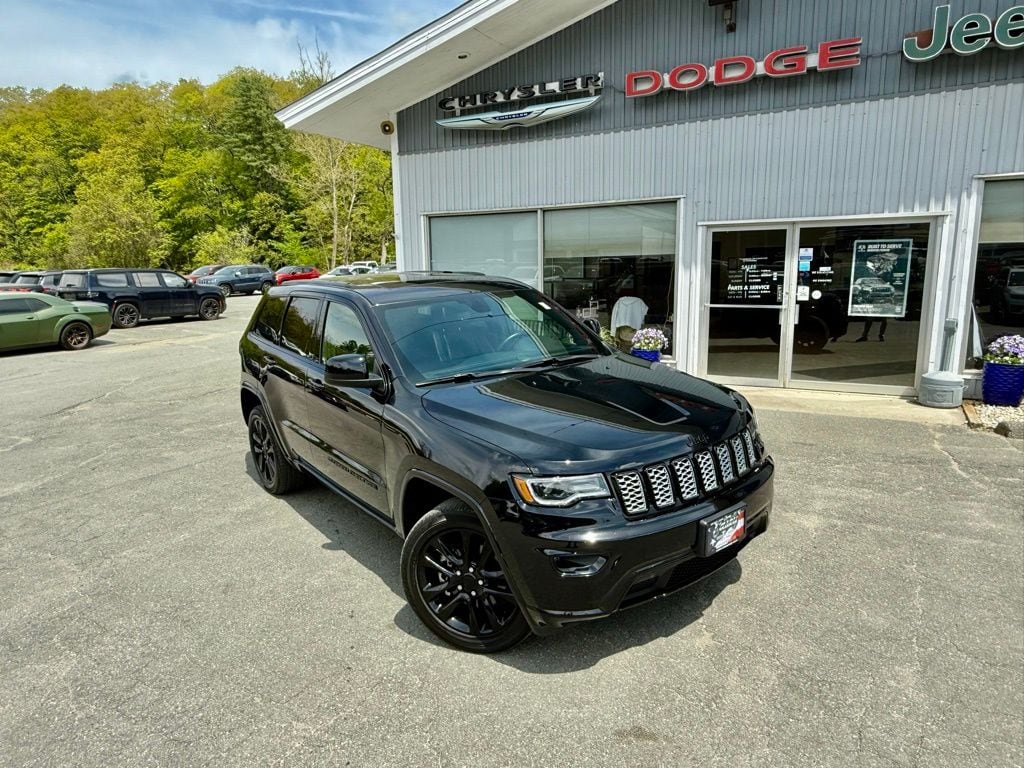 Used 2022 Jeep Grand Cherokee WK Laredo X with VIN 1C4RJFAG2NC142925 for sale in Springfield, VT