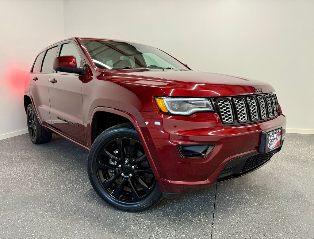 2022 Jeep Cherokee Laredo X photo 3