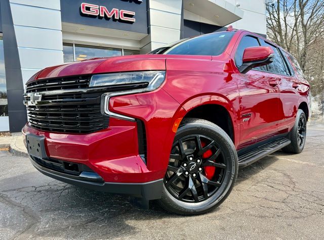 2023 Chevrolet Tahoe RST photo 2