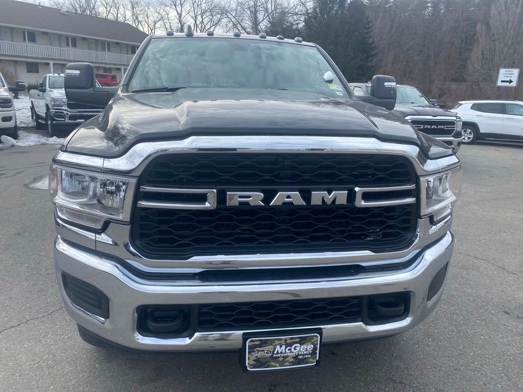 2024 Ram 3500 Tradesman photo 2