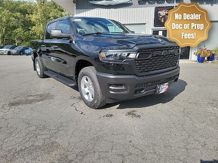 2026 Ram 1500 TRADESMAN CREW CAB 4X4 5'7 BOX Pickup