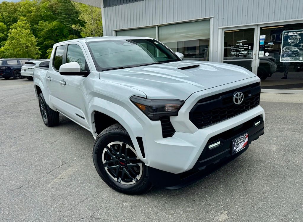 Used 2024 Toyota Tacoma TRD Sport with VIN 3TMLB5JN4RM024620 for sale in Springfield, VT