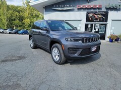 2025 Jeep Grand Cherokee LAREDO X 4X4 Sport Utility
