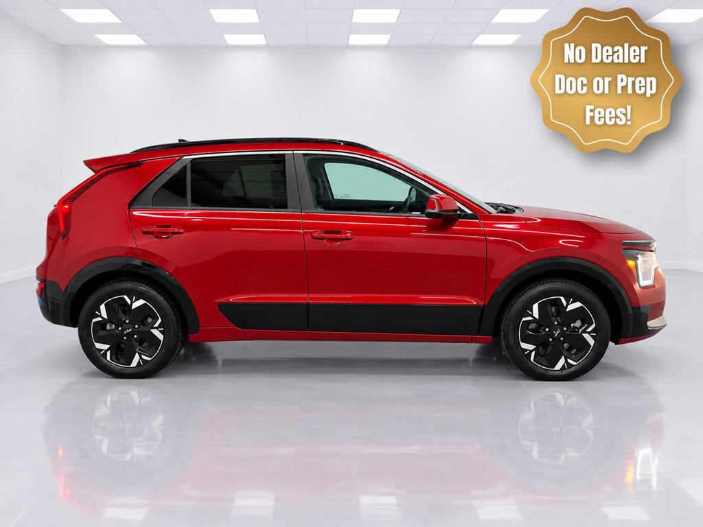 Used 2023 Kia Niro Wind with VIN KNDCR3L10P5061922 for sale in Springfield, VT