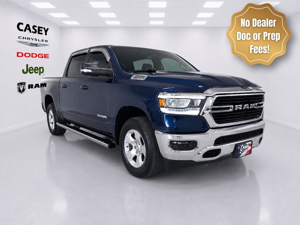 2021 RAM 1500 Big Horn/Lone Star 4x4 Crew Cab 5'7's photo
