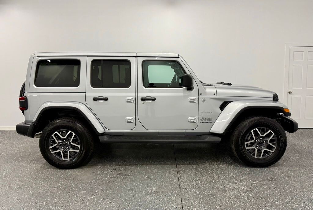 Used 2024 Jeep Wrangler Sahara SUV