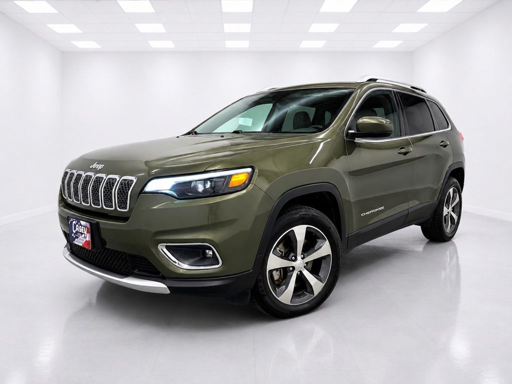 Used 2019 Jeep Cherokee Limited with VIN 1C4PJMDN4KD334844 for sale in Springfield, VT