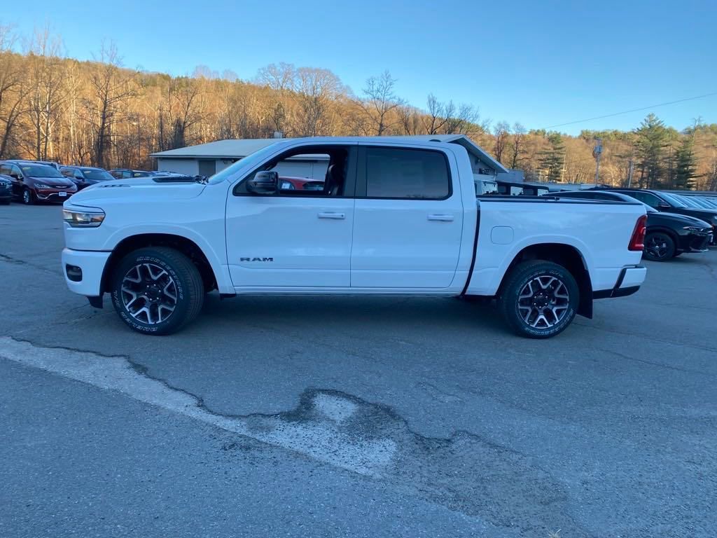 2025 Ram 1500 Laramie photo 2