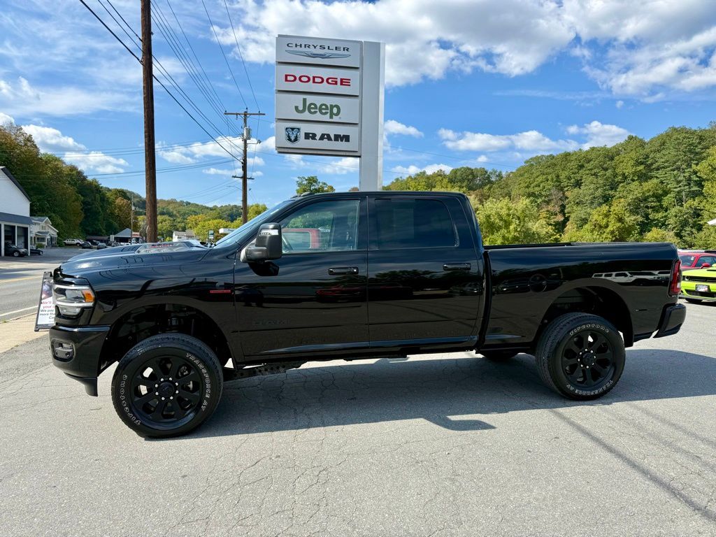 2024 Ram 3500 Laramie photo 2