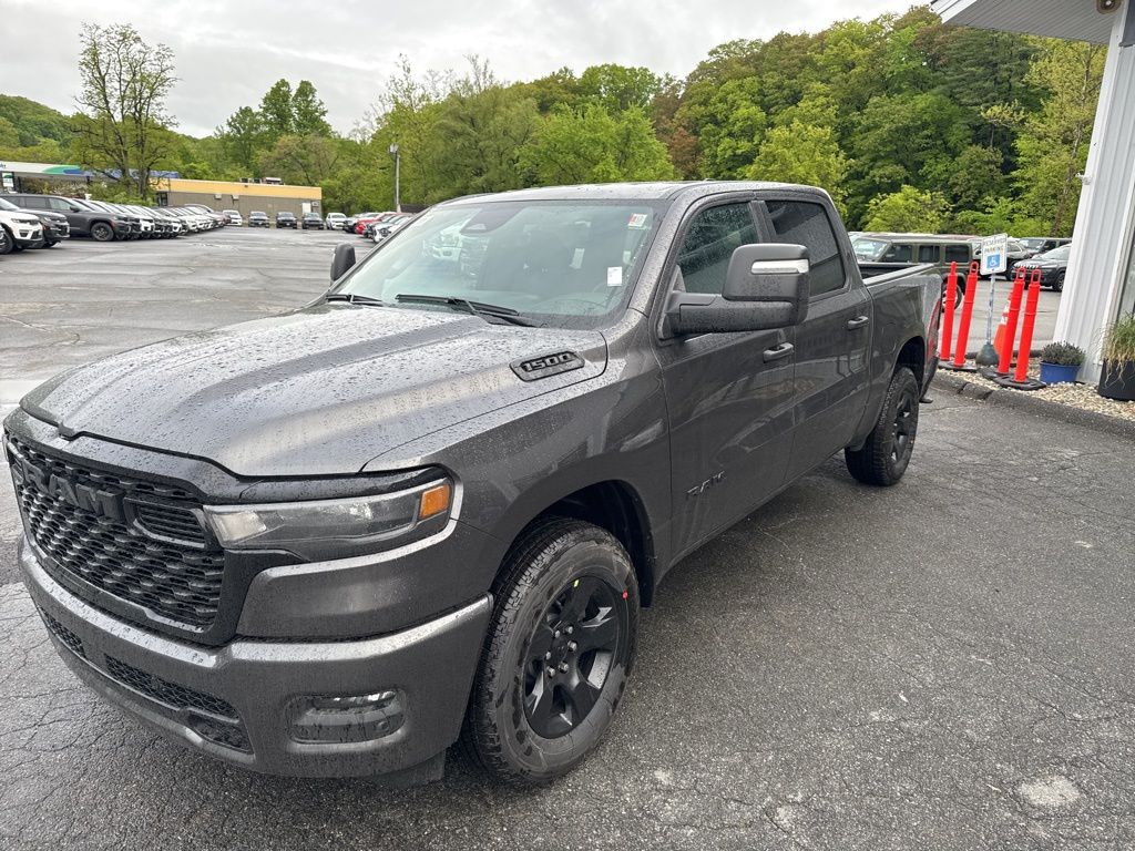 2025 Ram 1500 Tradesman photo 3