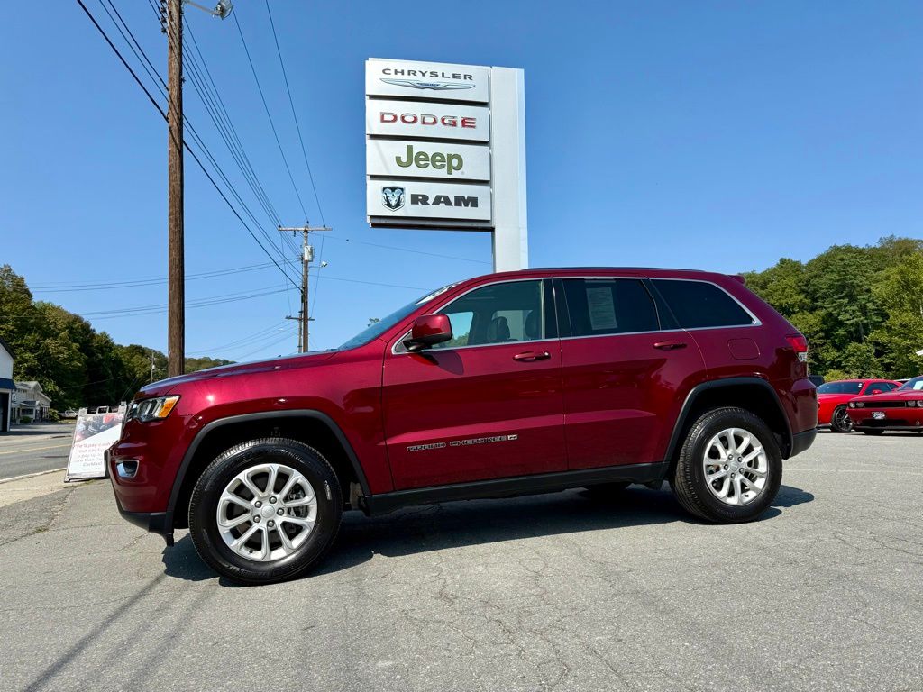 2022 Jeep Cherokee Laredo X photo 2