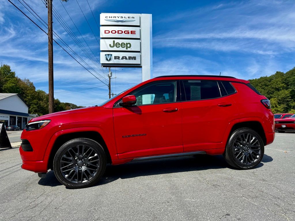 2022 Jeep Compass Limited photo 2