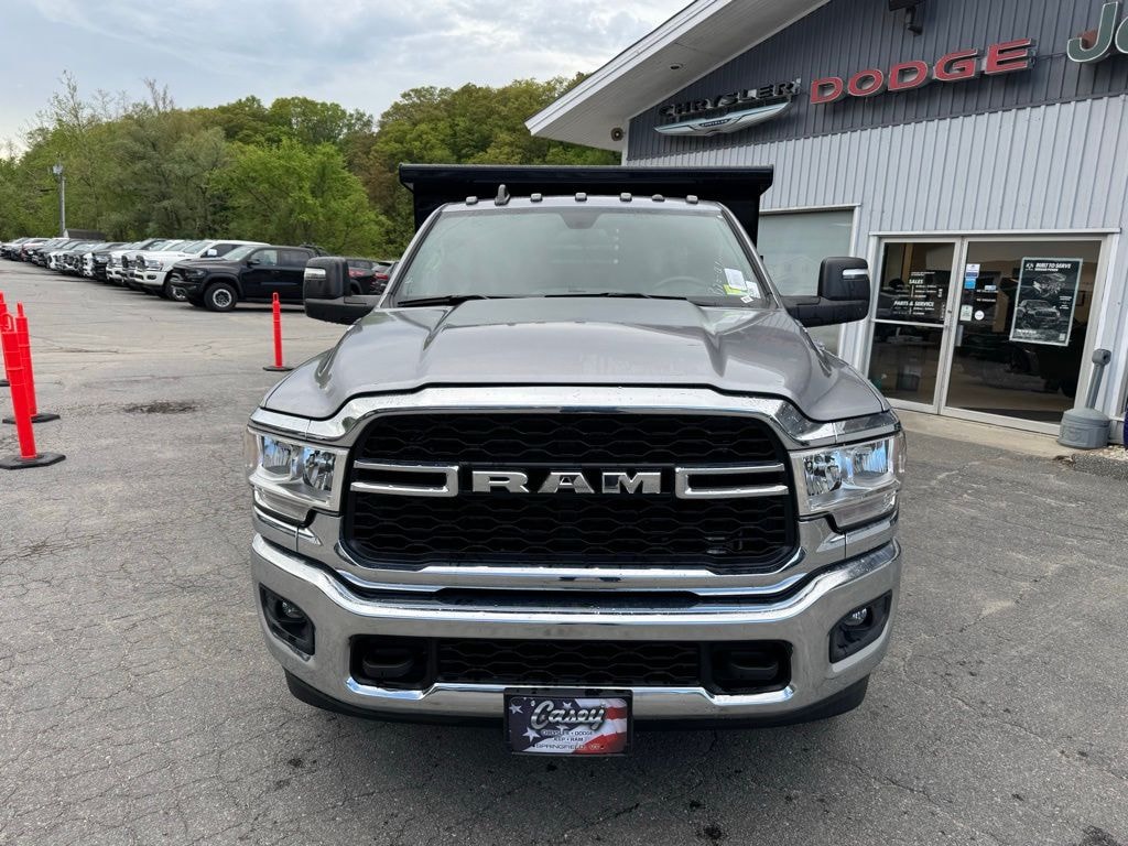 New 2024 Ram 3500 Chassis Cab 3500 TRADESMAN CHASSIS REGULAR CAB 4X4 60' CA Pickup