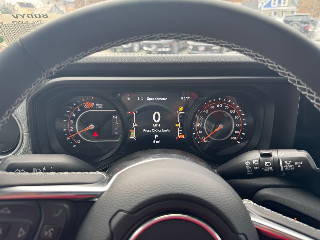 2025 Jeep Wrangler 4-Door Sahara - Photo 16