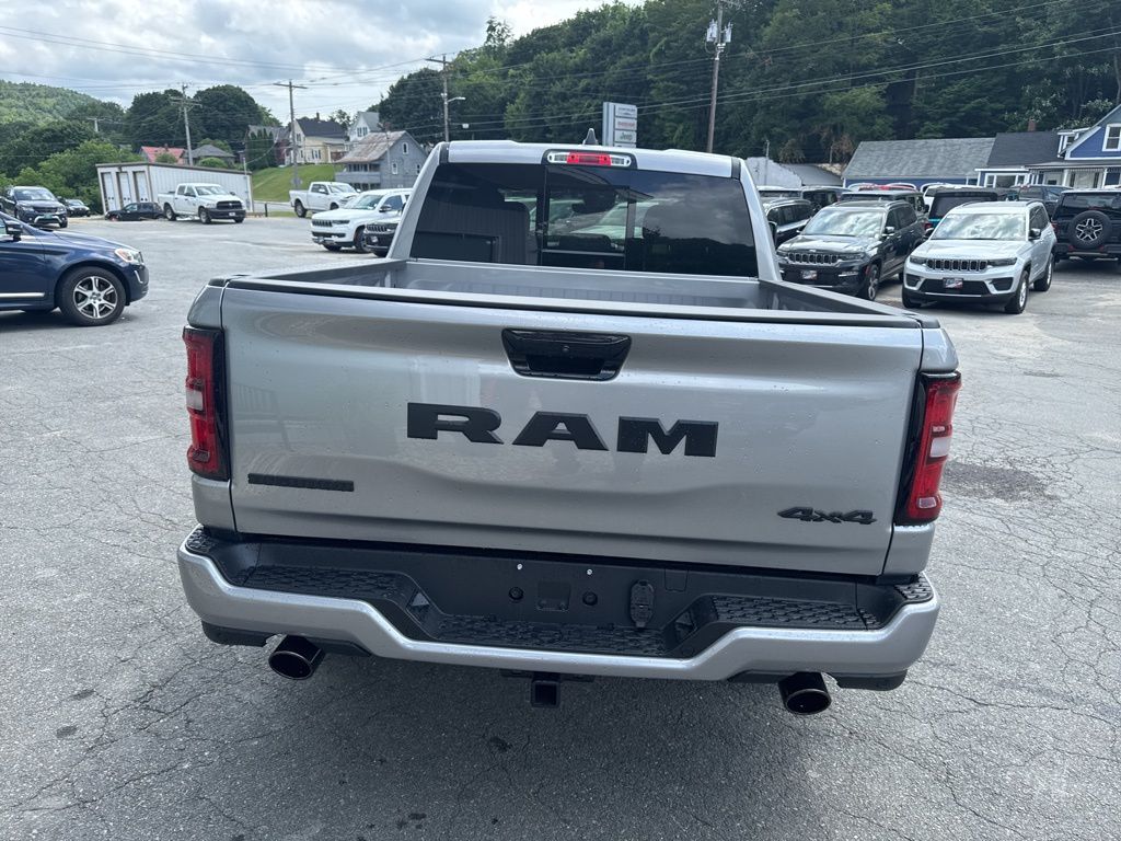 2025 Ram 1500 Big Horn photo 4