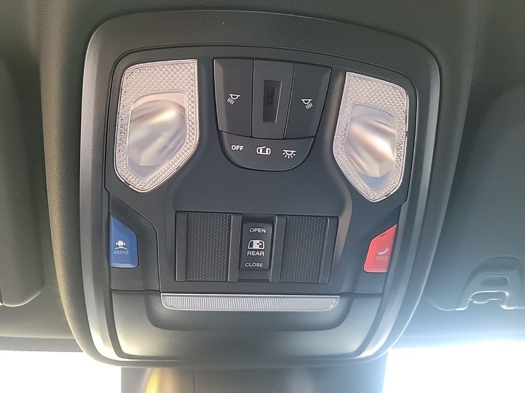 2024 RAM 2500 Tradesman - Photo 14
