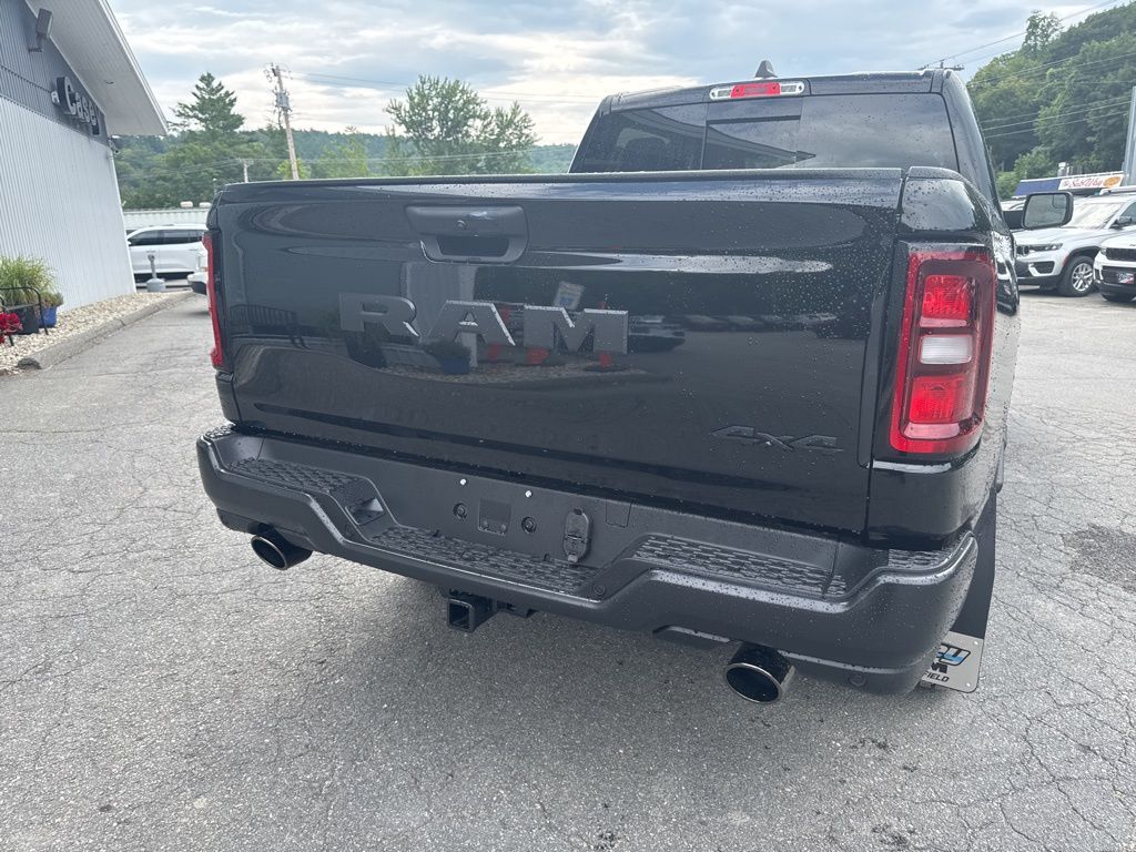 2026 Ram 1500 Tradesman photo 4