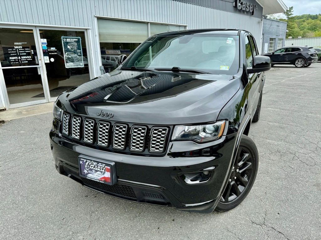 2022 Jeep Cherokee Laredo X photo 4