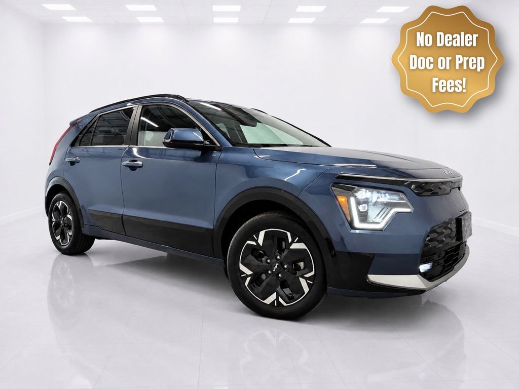 Used 2023 Kia Niro Wave with VIN KNDCT3L15P5035401 for sale in Springfield, VT