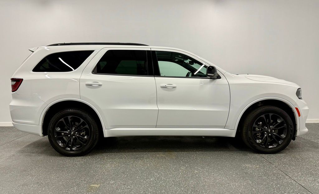 2022 Dodge Durango GT Plus photo 3