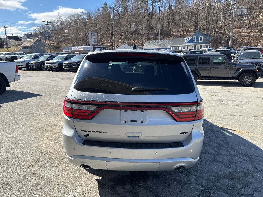 2025 Dodge Durango GT photo 4