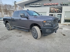 2026 Ram 2500 TRADESMAN CREW CAB 4X4 6'4 BOX Pickup