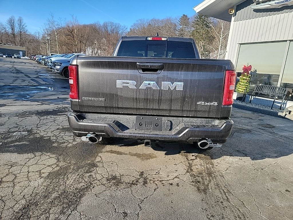 New 2026 Ram 1500 BIG HORN CREW CAB 4X4 5'7 BOX Pickup