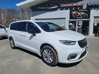 2026 Chrysler Pacifica SELECT AWD Passenger Van