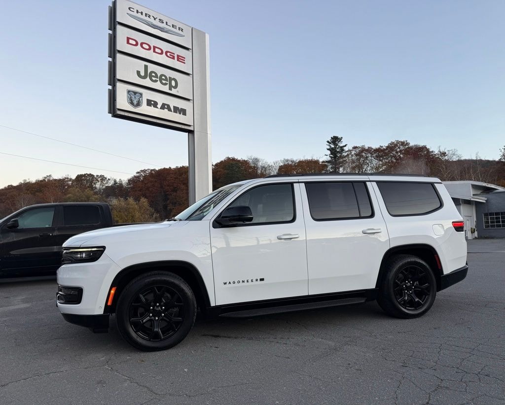 Used 2024 Jeep Wagoneer Series II SUV