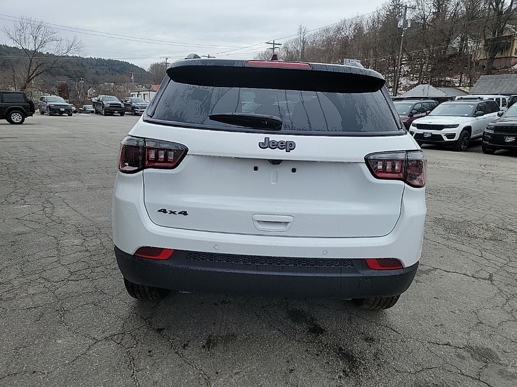 New 2026 Jeep Compass LIMITED ALTITUDE 4X4 Sport Utility