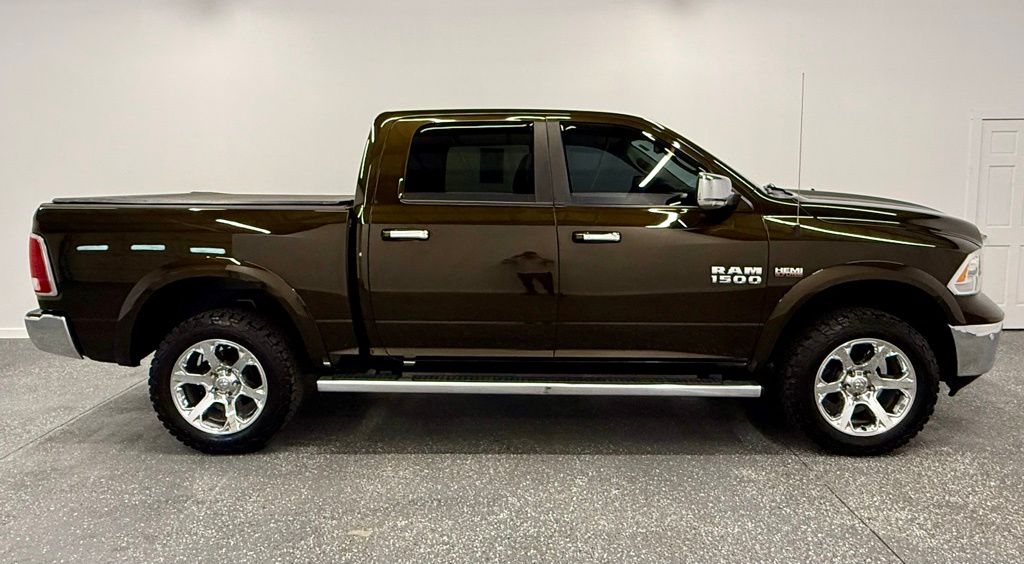 2014 Ram 1500 Laramie photo 3