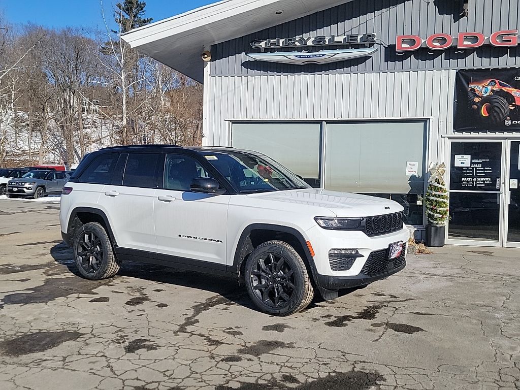 2025 Jeep Grand Cherokee Limited's photo